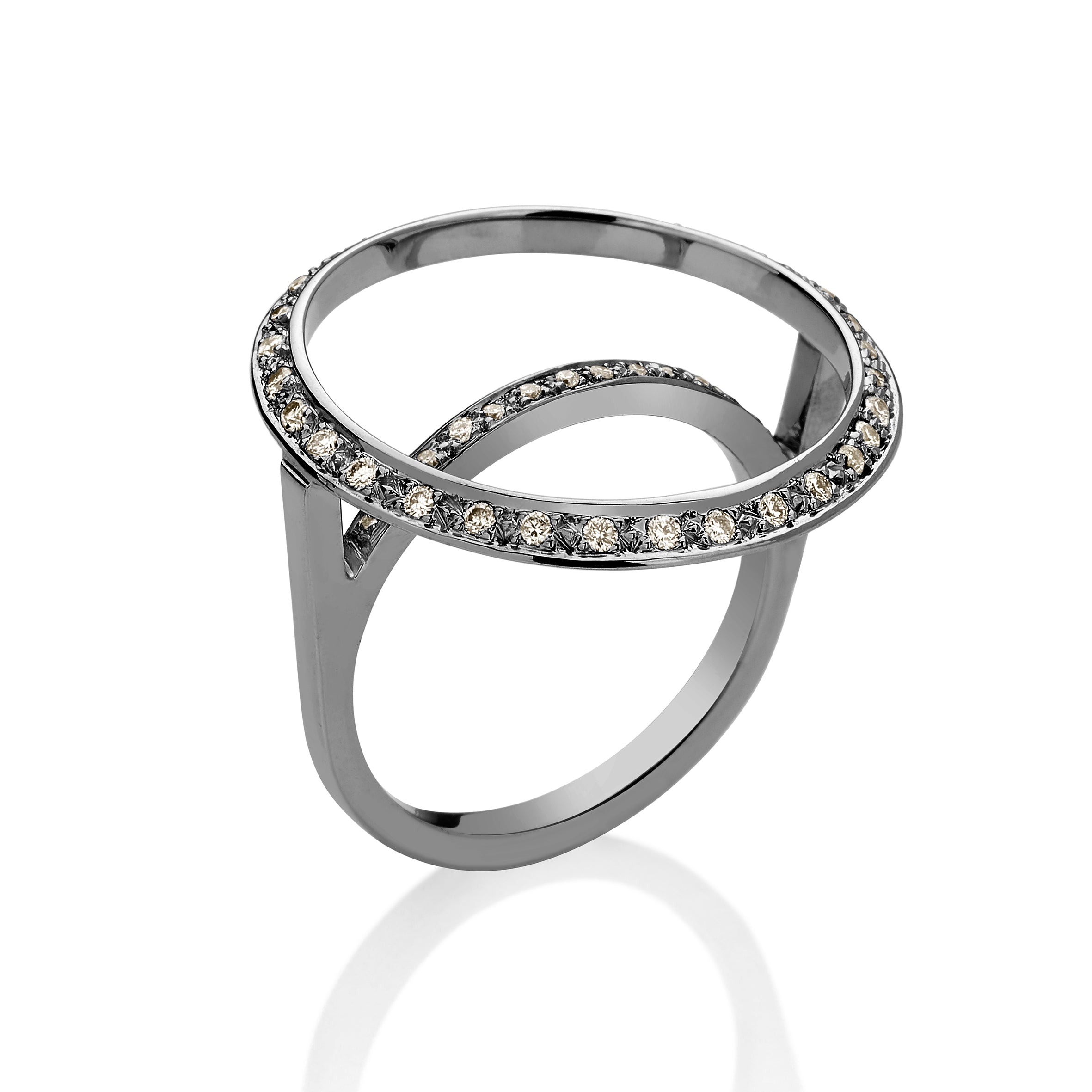 Anel Avantgarde De Ouro Branco 18K Com Ródio Negro E Diamante