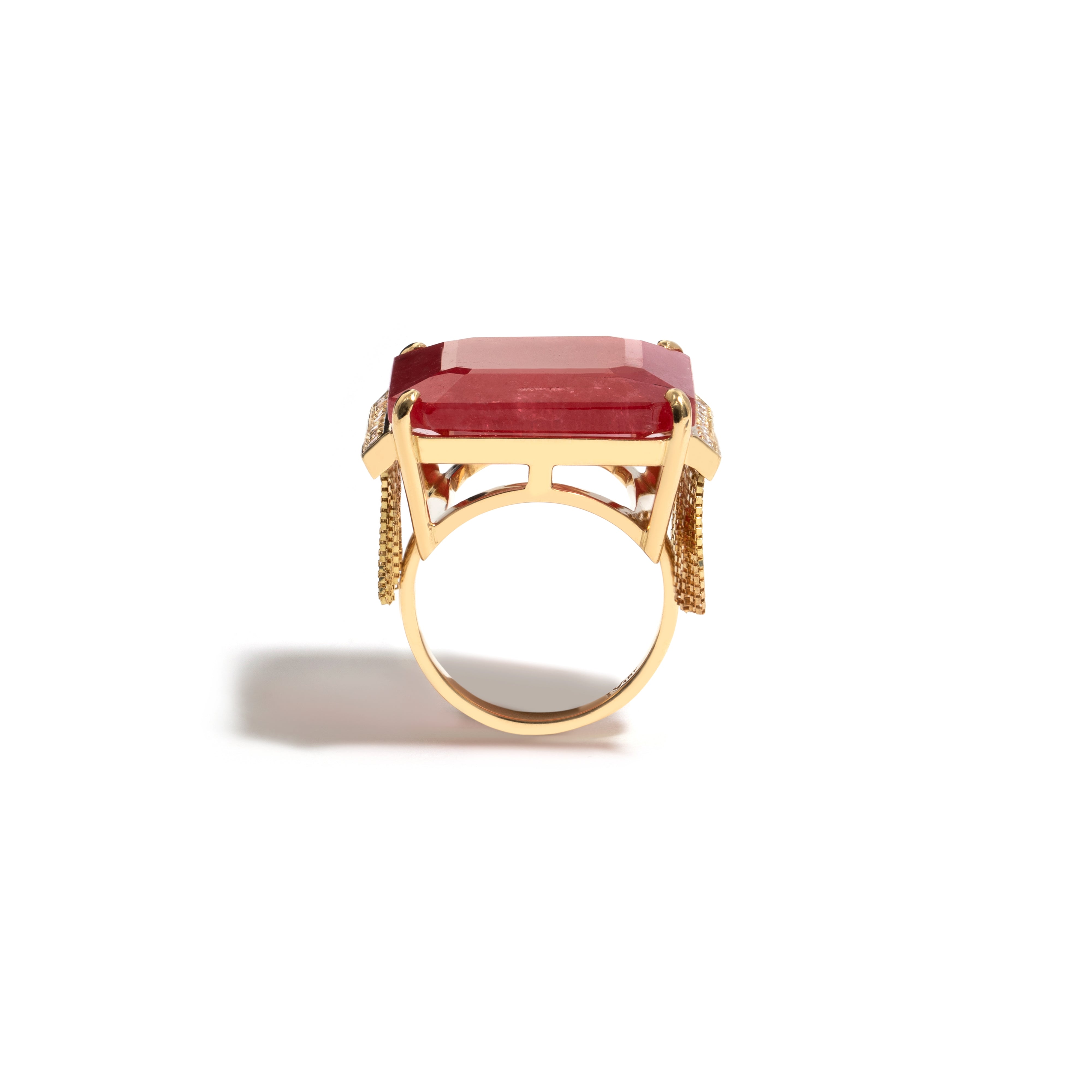 Anel New Vintage De Ouro Amarelo 18K, com Rodonita e Diamantes