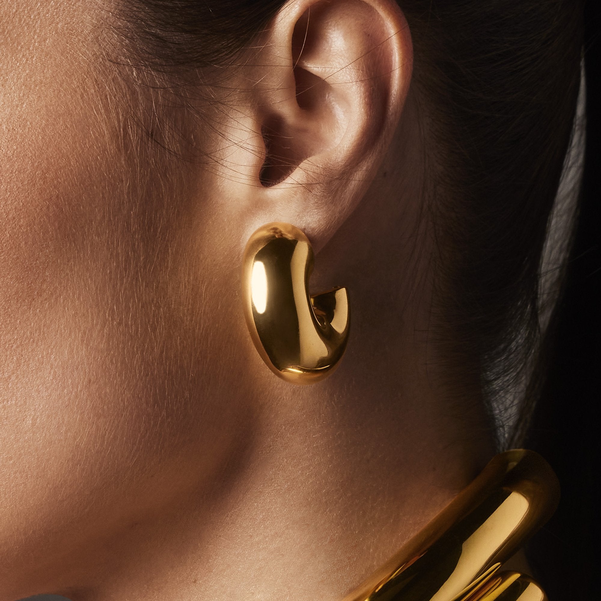 BRINCO ARGOLA BOLD | PRATA COM OURO AMARELO 18K - Jack Vartanian -