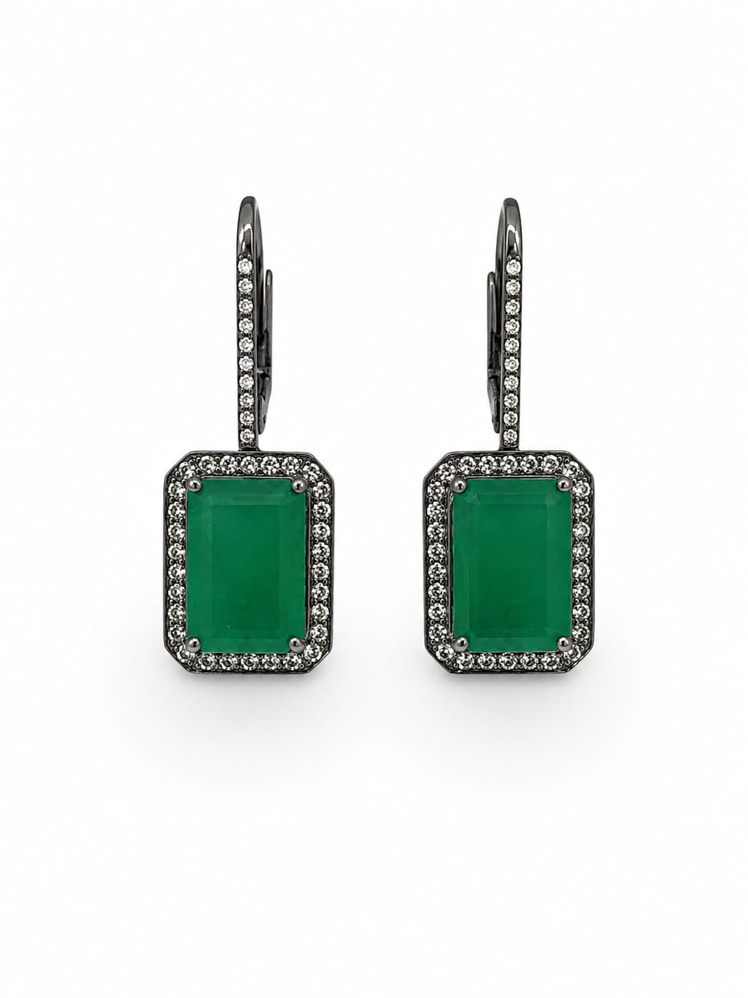 Brinco Especial | Ouro Branco 18K com Ródio Negro, Esmeralda e Diamantes - Jack Vartanian - Solitarios