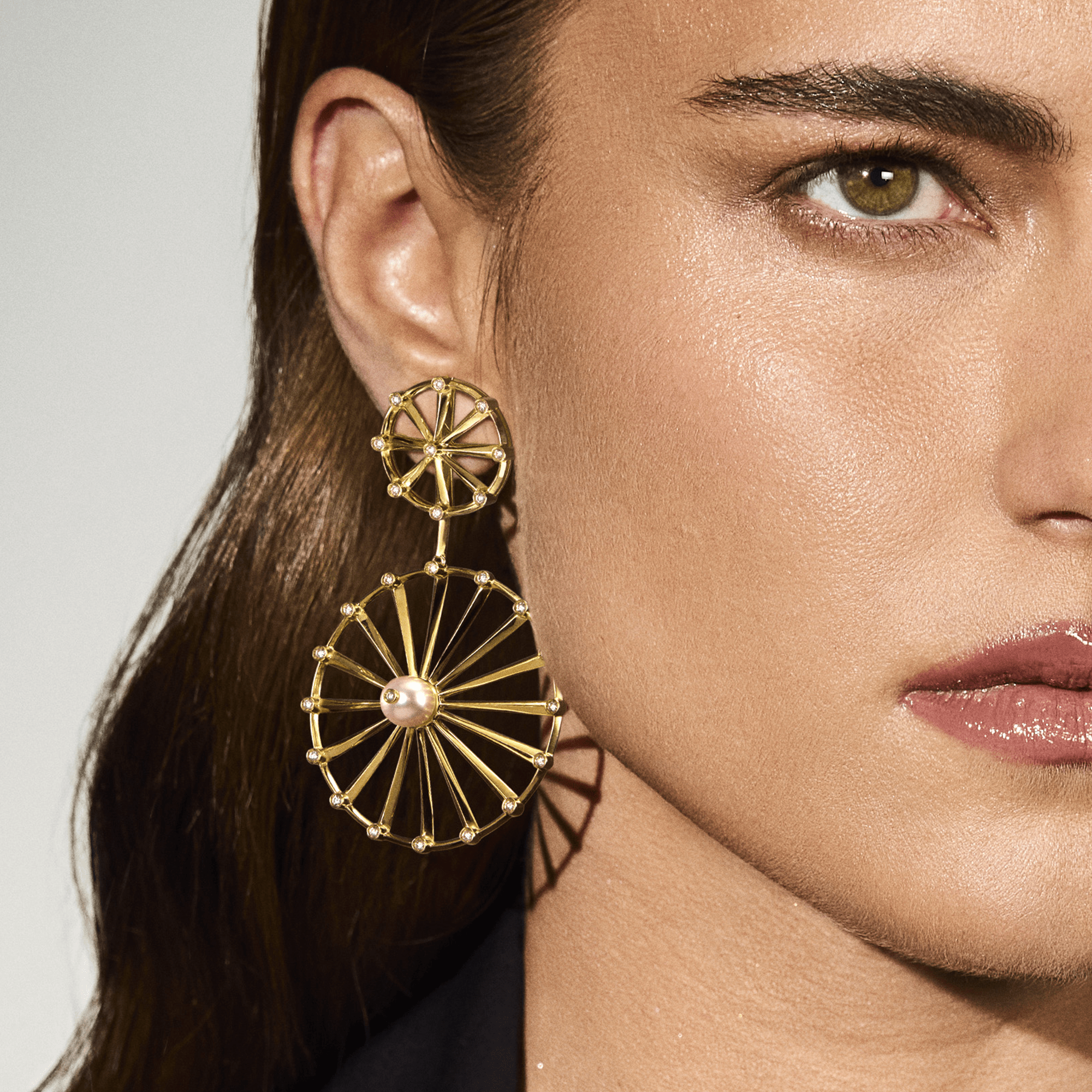 BRINCO SHINE DUPLO | OURO AMARELO 18K COM PÉROLA E DIAMANTES - Jack Vartanian - Cravejados