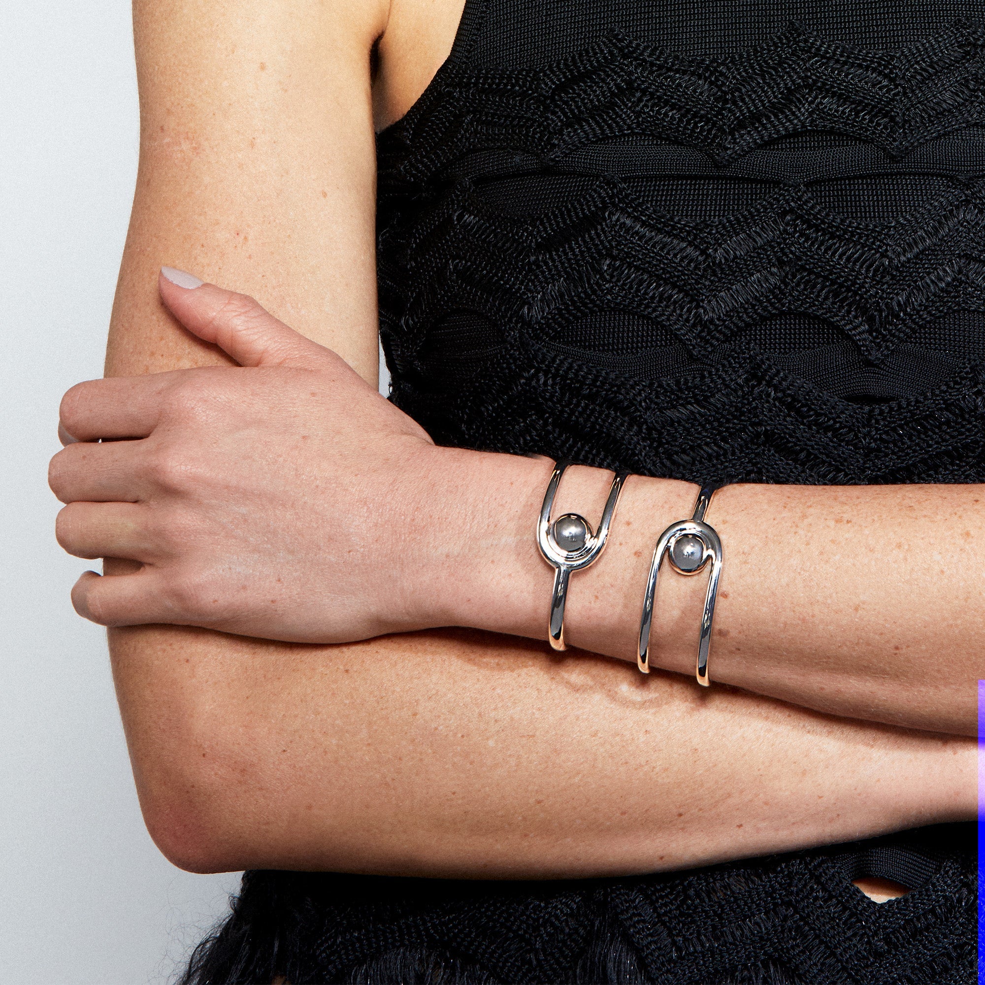 PULSEIRA ESFERA JV LOLITTA M | PRATA COM RÓDIO BRANCO - Jack Vartanian -