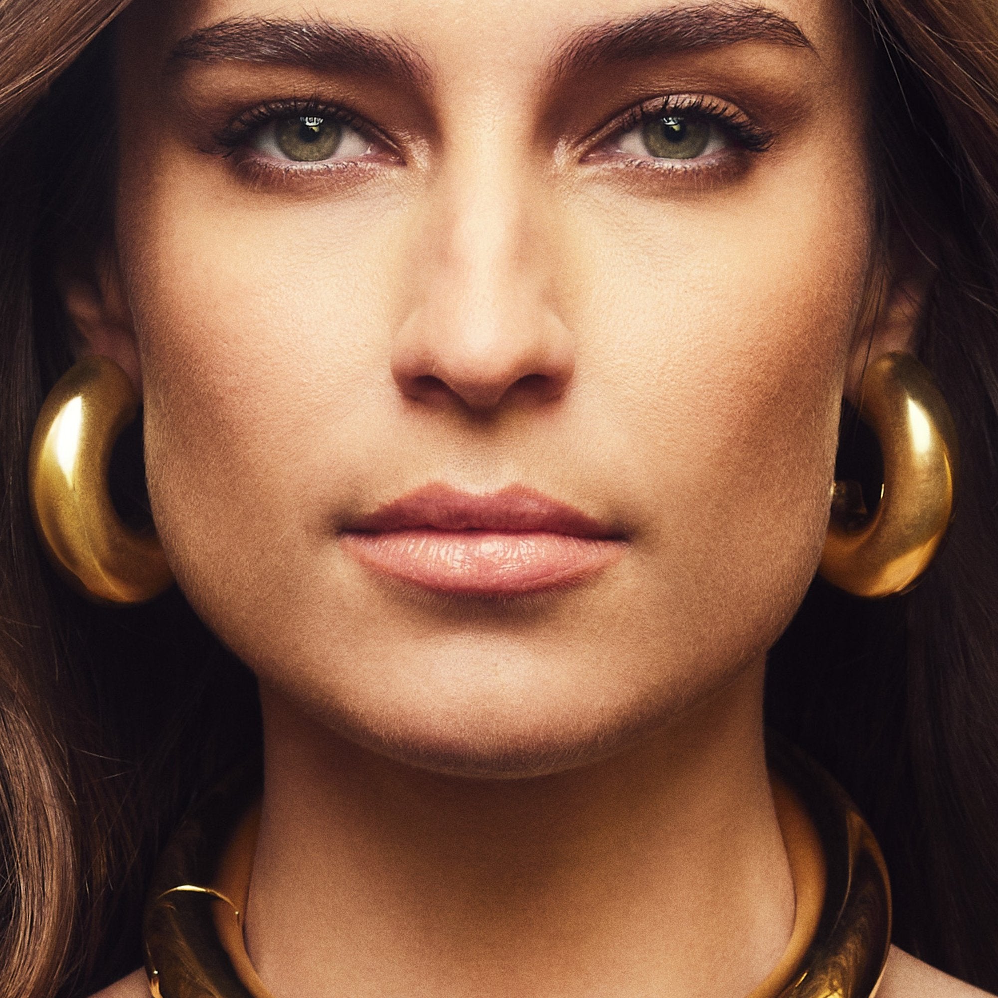 BRINCO ARGOLA BOLD MAXI | PRATA COM OURO AMARELO 18K - Jack Vartanian - 